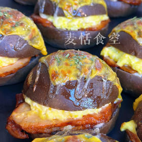 黑金芝士鸡腿堡（约12点出炉）