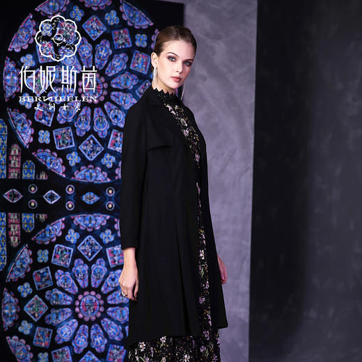 【伯妮斯茵】3D6221--风衣--太阳窗的幻想--《因汉而生--哥特》 商品图3