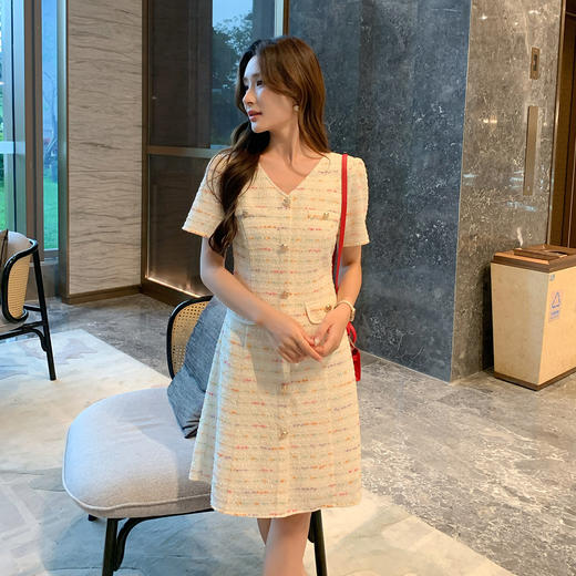 奢姿大码女装2025夏季减龄粗花V领连衣裙胖妹妹时尚小香风裙子9952869762 商品图4