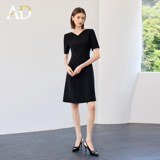 AD高端轻奢黑色连衣裙女2025新款夏季通勤气质收腰显瘦短袖裙子 商品图0
