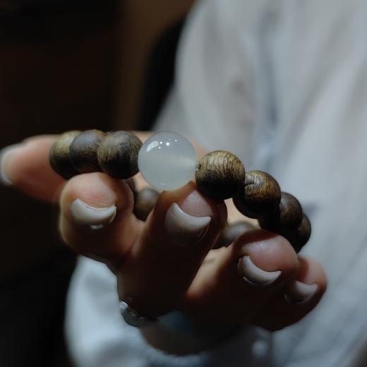 翡翠珠子配沉香手串 商品图12