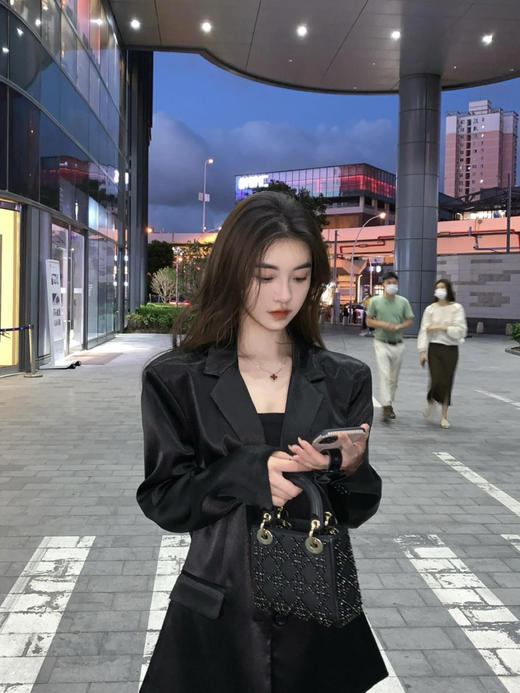 Dior 戴妃 刺绣串珠 三格 黑色 斜挎包 商品图3