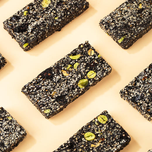 西域美农 五黑钙力糕200g*2 甄选5种黑色食材 清甜不腻 配料干净 独立袋装 48小时发货 商品图4