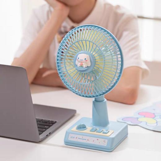 亿觅x三丽鸥 玉桂狗桌面复古台式风扇 商品图1