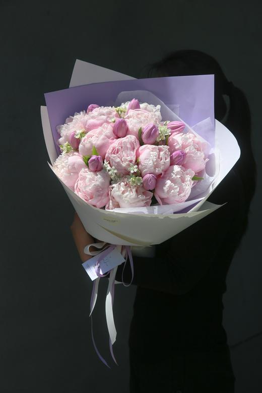 樱落芙蕖芍药郁金香花束 商品图9