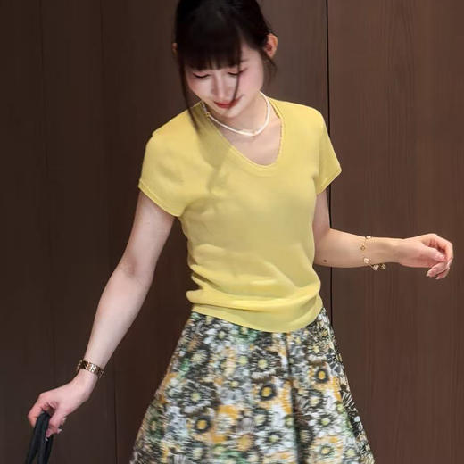 【预售7天】良木礼夏季休闲U领短T(8318) 商品图1