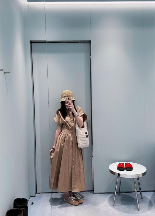 缪缪 25Ss春夏新款 知性分子学院风衬衫领连衣裙（DQJ） 商品图3