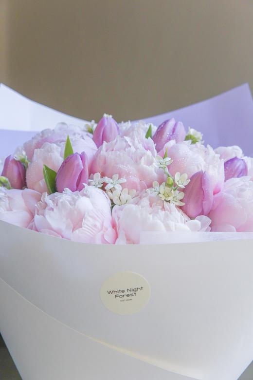 樱落芙蕖芍药郁金香花束 商品图2