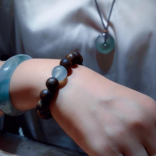 翡翠 lucky 胖胖配沉香珠串 商品图4