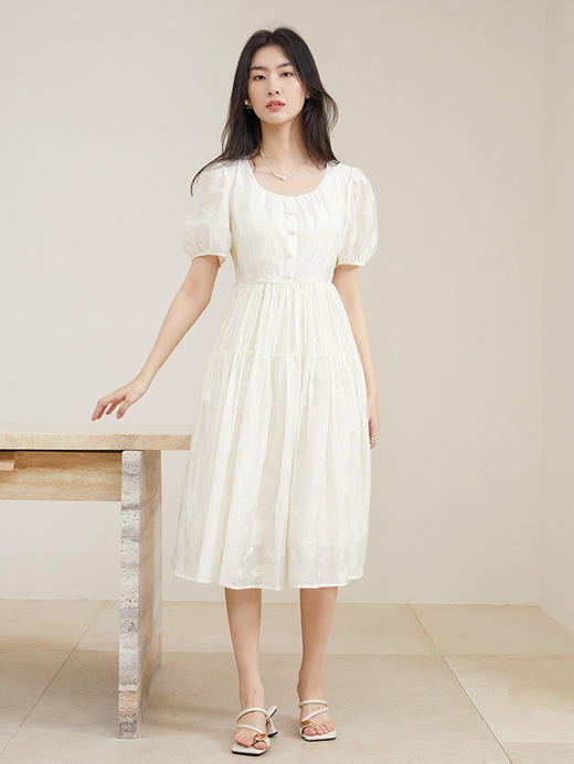 新中式重工刺绣连衣裙女2025年夏季新款超仙显瘦遮肉中长款裙子 商品图1