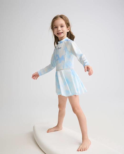 【春上新】8楼爱慕儿童Aimer Kids女孩2件装-朦胧光晕长袖短裙连体泳衣AK167H321，吊牌价660元 商品图2