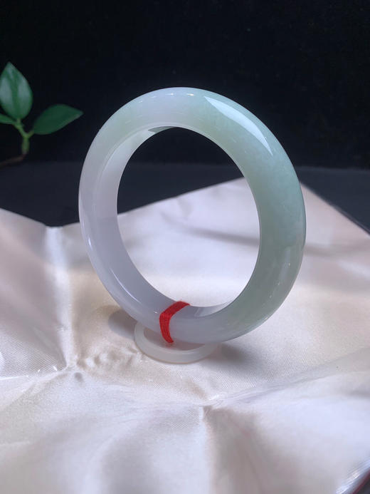 612976，57浅绿底手镯，一般带浅绿底色，清新干净 商品图3