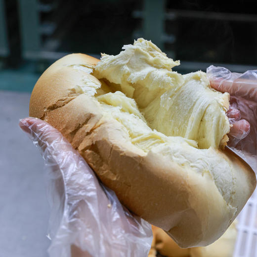 林小丫 特香包  现做现发  绵密松软，厚实有嚼劲，0添加的健康代餐面包 商品图1