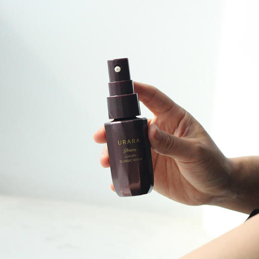 资生堂URARA悠莱 恒采之能奢宠鎏金经典精萃液35ml（日产）滋养修护保湿抗皱精华液 商品图3