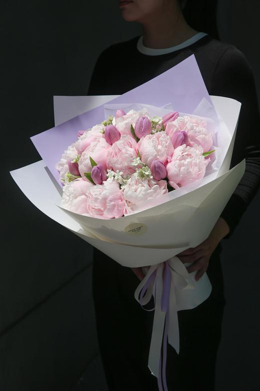 樱落芙蕖芍药郁金香花束 商品图5