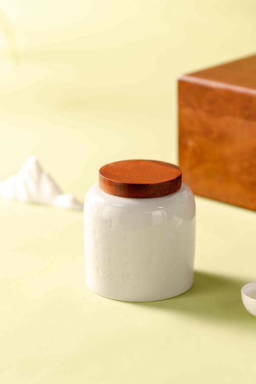 花梨木瓷罐【木盒.毛尖2瓷】70元1套.整箱10套.整箱包邮 商品图1