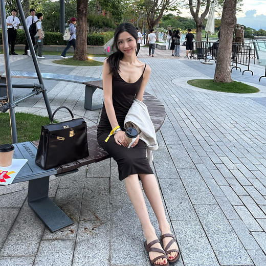 ROMI STUDIO牛皮革和羊皮革复古咖色露趾平底凉鞋 RWCRP33614 商品图1