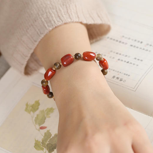 天然南红沉香多宝手串 商品图1