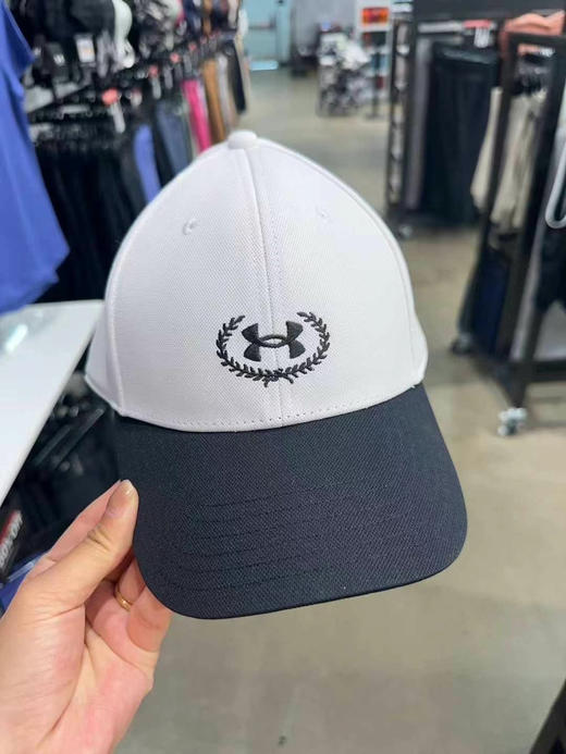 女士棒球帽💰399/任意两个💢UA安德玛棒球帽，出外运动必备哟！戴起来非常舒服。材质有弹性，后面都可以调节！ 商品图11