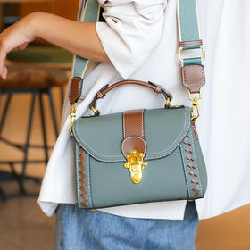 【预售3天】时尚小方包2025新款女包高级感小众设计单肩手提包斜挎包T5503