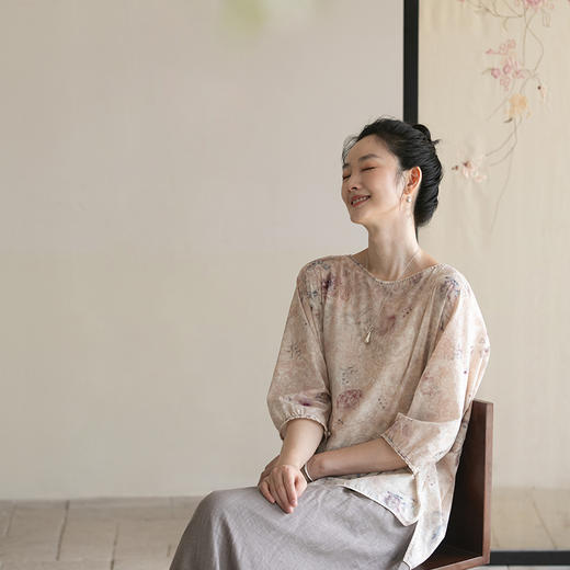 牧衣游原创 印花100支新疆棉套头衫新款圆领轻薄七分袖上衣 通禅 商品图0