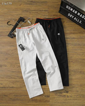 原单正品迪桑特新款男士抗皱快干，四向弹力 立体裁剪男士直筒型速干裤
颜色：浅灰 黑色
尺码M -3XL