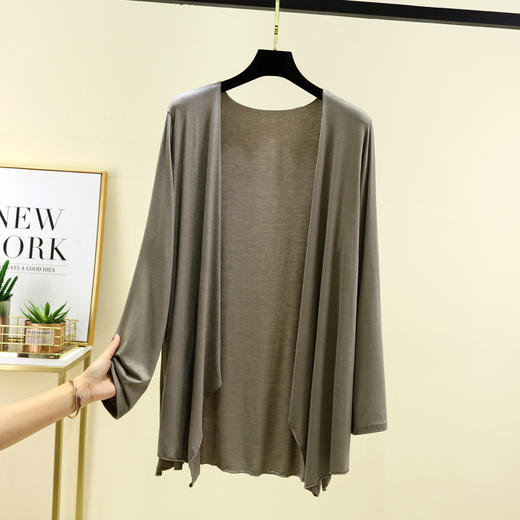 丁摩 莫代尔开衫女夏季新款空调防晒衫中长款长袖不规则披肩薄外套5ZF-2422 商品图5