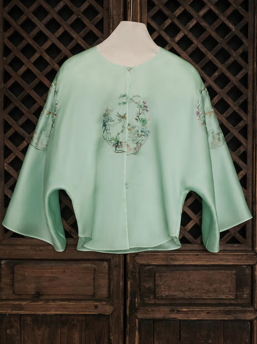 盛唐牡丹大师系列| 喜上眉梢团纹欧根缎手绣外套-绿色 商品图0