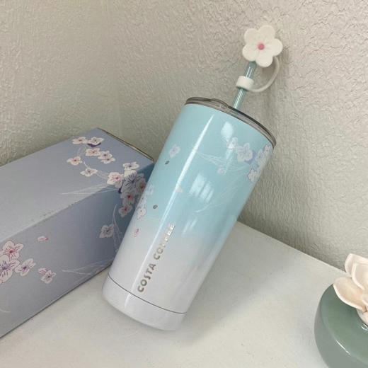 原单正品 Costa樱花随行吸管杯！保冷咖啡杯。冲！！原厂渠道
最火的吸管杯来啦！！！不到一分钟秒空5000个说的ta～😊～～～Costa随行吸管杯，安排！
原价129，现特价💰79包邮 商品图0