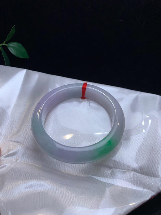 612990，56.5春彩手镯，淡紫罗兰底色，飘阳绿色，干净清新 商品图3