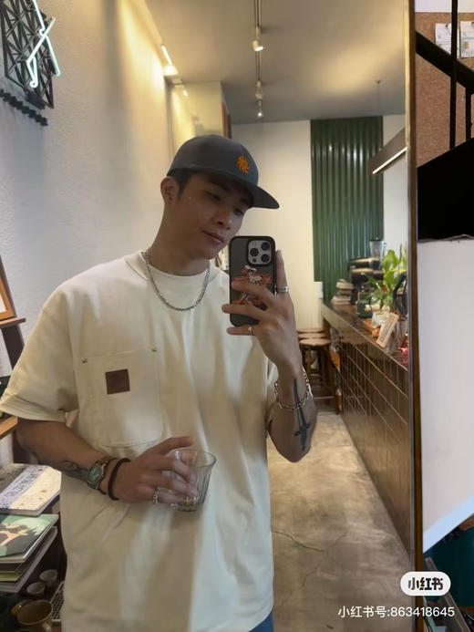 日系潮牌・卡哈特宽松 T 恤 商品图11