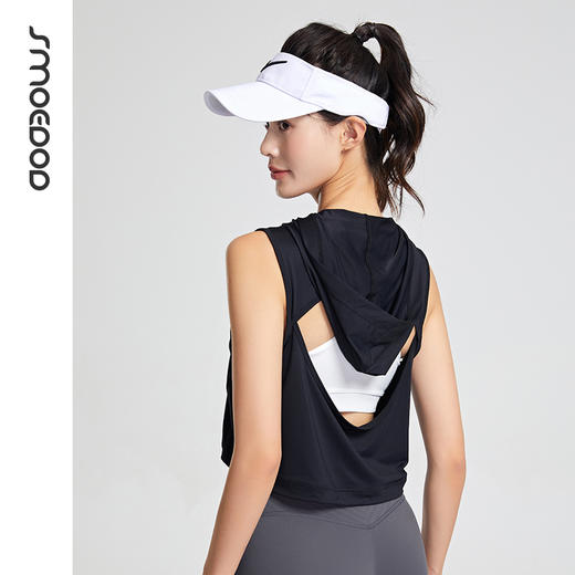 【水沐618】水沐伊朵夏季运动连帽背心女无袖上衣5881 商品图4