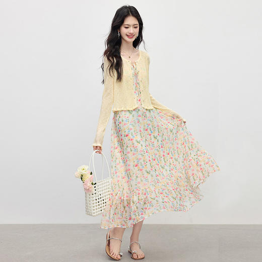 【专属特价】熙世界可露丽穿搭碎花V领吊带连衣裙女夏季荷叶边超好看绝美裙子 商品图3