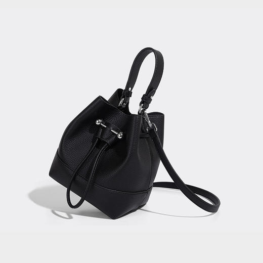 【预售3天】2025新款欧美时尚包包斜挎包抽绳拼接手提水桶包IY8689 商品图7