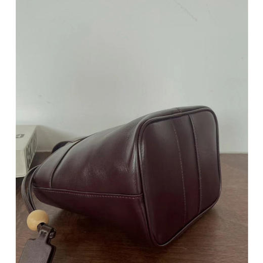 【预售3天】2025新款斜挎水桶包高级感小众包女包简约单肩包女小手提包S7000 商品图2