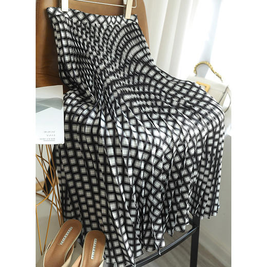 丁摩 半身裙女夏季新款复古格子高腰显瘦气质百褶裙中长款a字裙5ZF-51143 商品图1