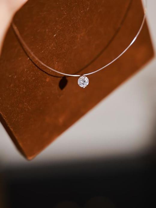 【1克拉自由】明星同款莫桑钻“人鱼之泪”~锁骨项链，blingbling简约高级大气，火彩质感光泽都不输真钻！ 商品图7