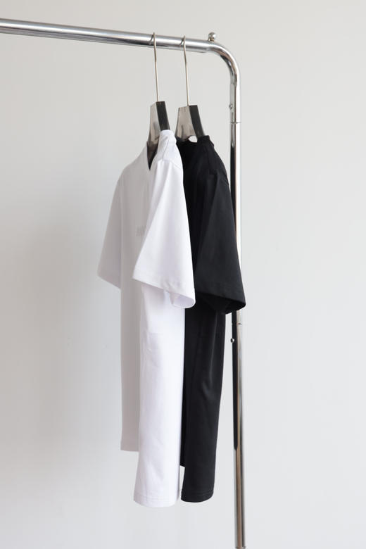 A.X 拉架弹力棉 立体浮雕字母 圆领短袖T恤 TX492 商品图3