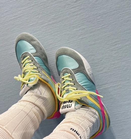 重磅推荐！m秀款阿甘德训鞋   超轻跑鞋  网面拼接休闲鞋 撞色运动鞋 商品图2