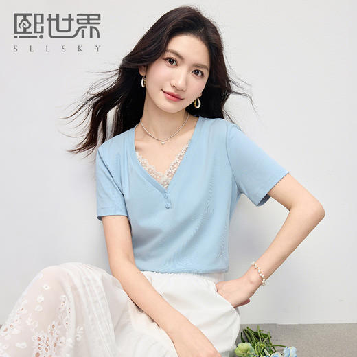 【专属特价】熙世界蓝色蕾丝边V领T恤女短袖夏季2025新款百搭休闲棉质正肩上衣 商品图0