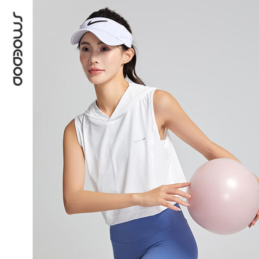 【水沐618】水沐伊朵夏季运动连帽背心女无袖上衣5881 商品图0