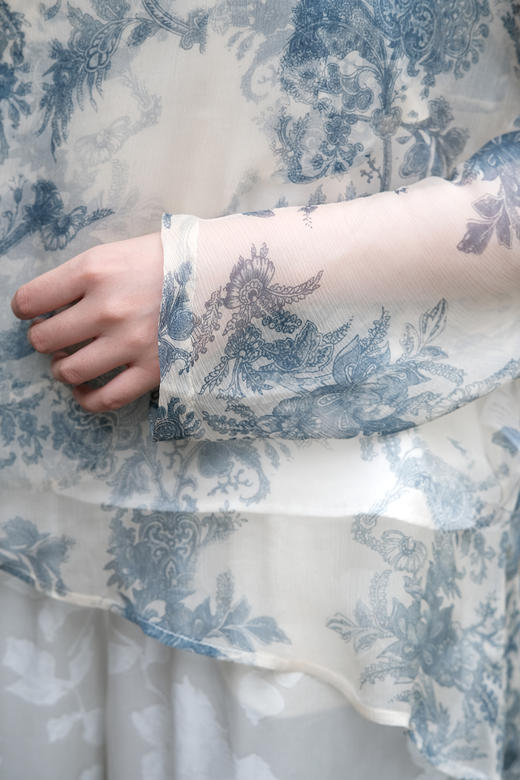 盛唐牡丹| 真丝雪纺不规则上衣 商品图4