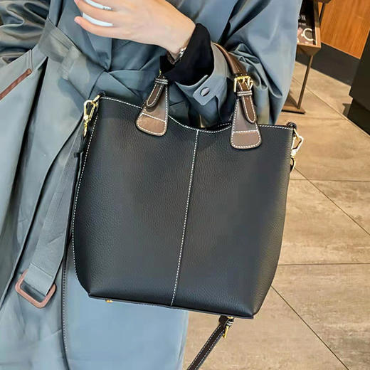 【预售3天】2025新款高级感手提包单肩斜挎女包大容量托特包YM88-138 商品图0