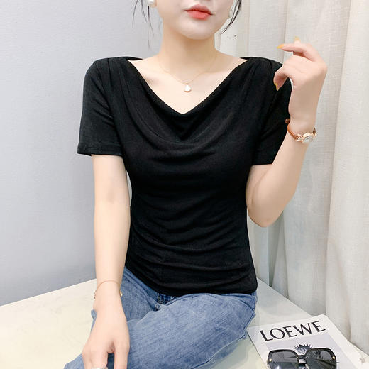 KQL 311H9063纯色V领网纱短袖t恤洋气时髦休闲小衫 商品图3