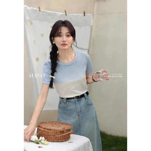 鹿向南「潮汐海岸」渐变色正肩短袖T恤女夏季休闲显瘦多巴胺上衣L537108 商品图2