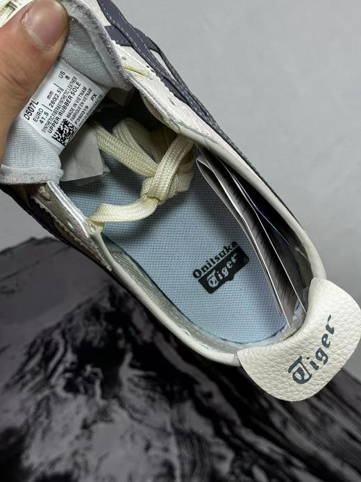 外贸原单全新鬼虎 Onitsuka Tiger MEXICO 66 龙年限定 一脚蹬板鞋
尺码40-45 商品图11