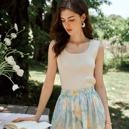 OLrain欧芮儿法式方领无袖花边毛针织套头衫夏季2025新款吊带背心 商品图0