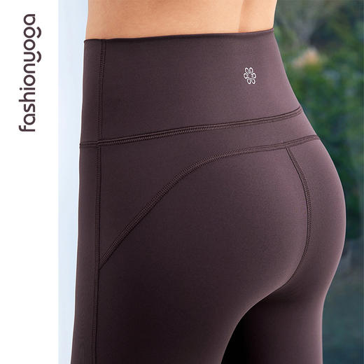 凡圣瑜伽直筒小微喇八分裤 FC15785 商品图6