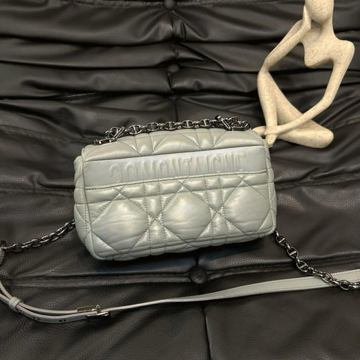 Dior Caro 小号 灰色 菱格 羊皮羽绒 斜挎包 商品图1