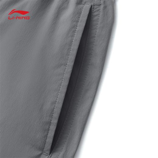 李宁 x 英雄联盟联名系列女子直筒冰感舒适吸湿排汗宽松伞兵裤休闲长裤AKXV300 商品图6